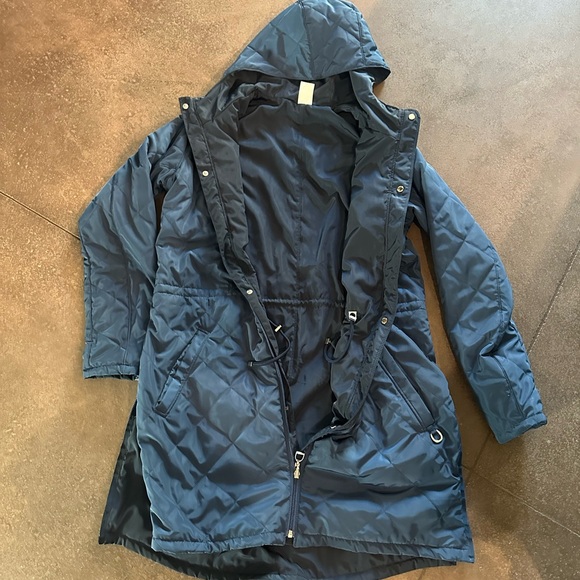 Ariat Jackets & Blazers - Ariat Women's Dark Blue Hooded Puffer Coat